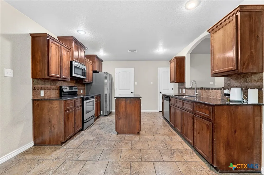 6005 Newcastle Drive Killeen, TX 76549