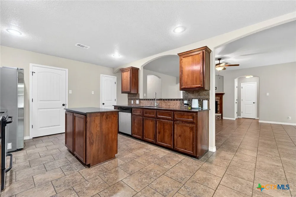 6005 Newcastle Drive Killeen, TX 76549