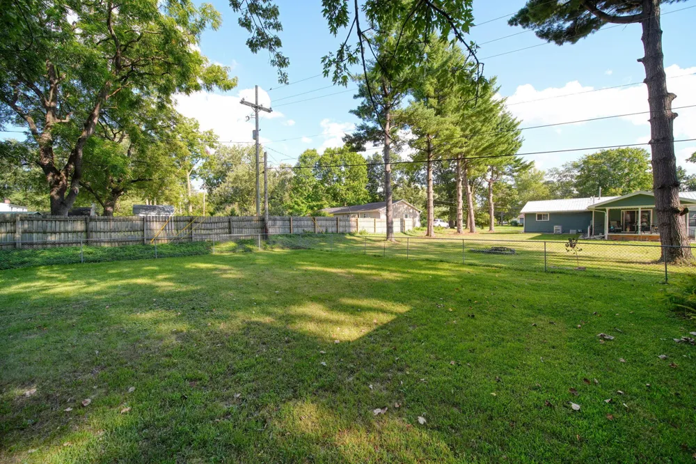 5329 Spring Arbor Road Jackson, MI 49201