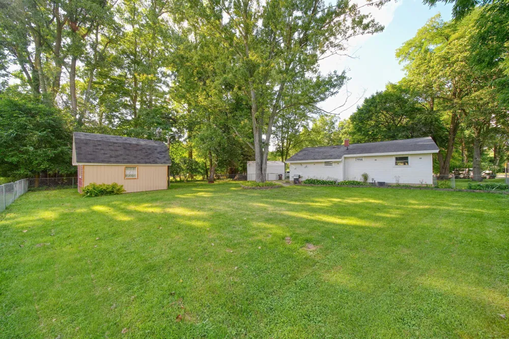 5329 Spring Arbor Road Jackson, MI 49201