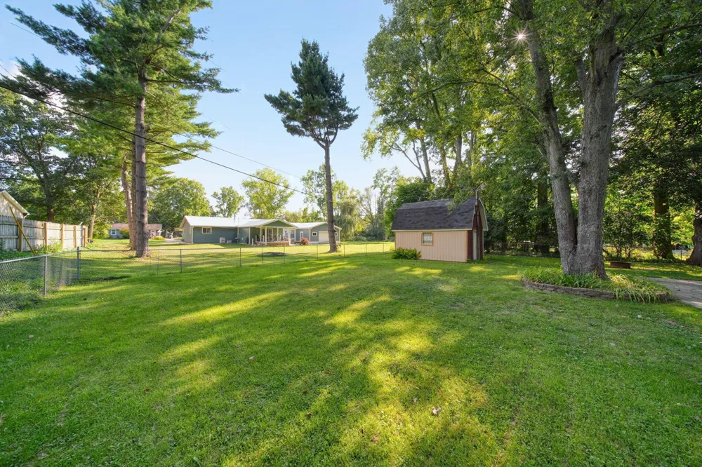 5329 Spring Arbor Road Jackson, MI 49201