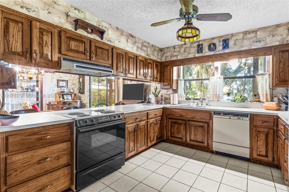3328 STATE ROAD 13 N Other City - In The State Of Florida, FL 32259