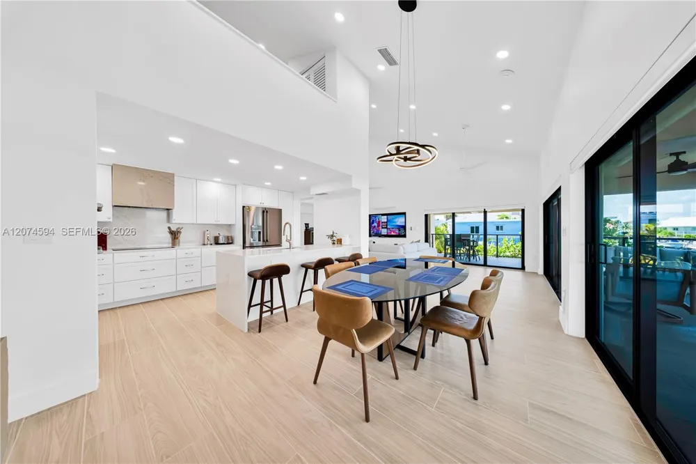 108 W Plaza Del Lago #108 Islamorada, FL 33036