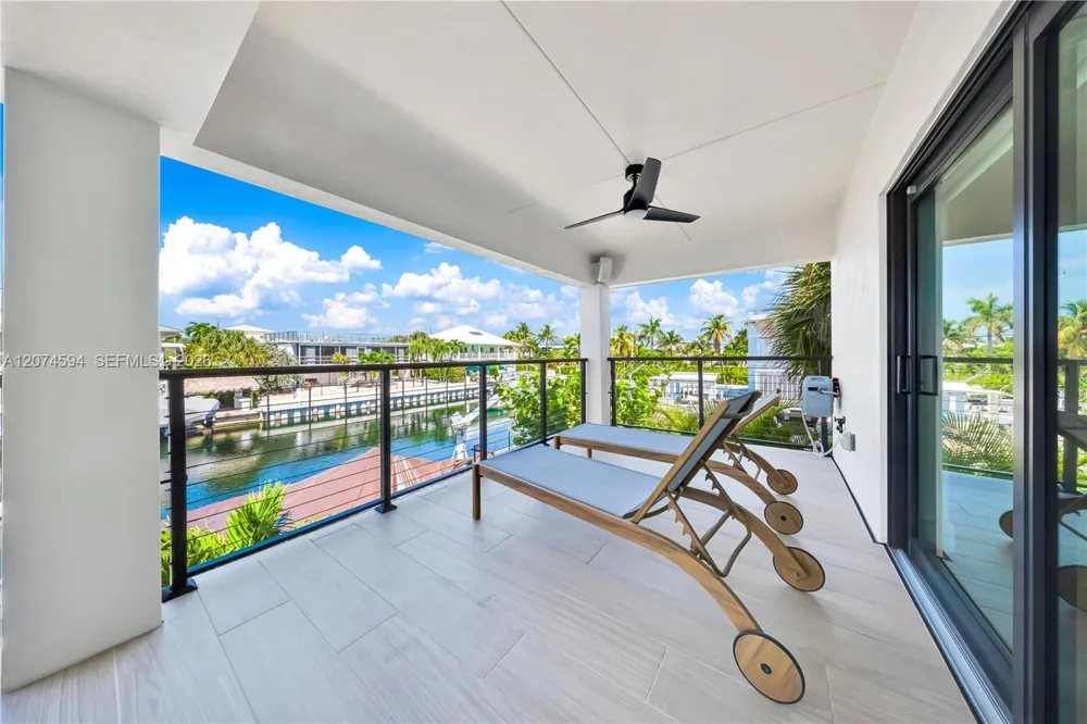 108 W Plaza Del Lago #108 Islamorada, FL 33036