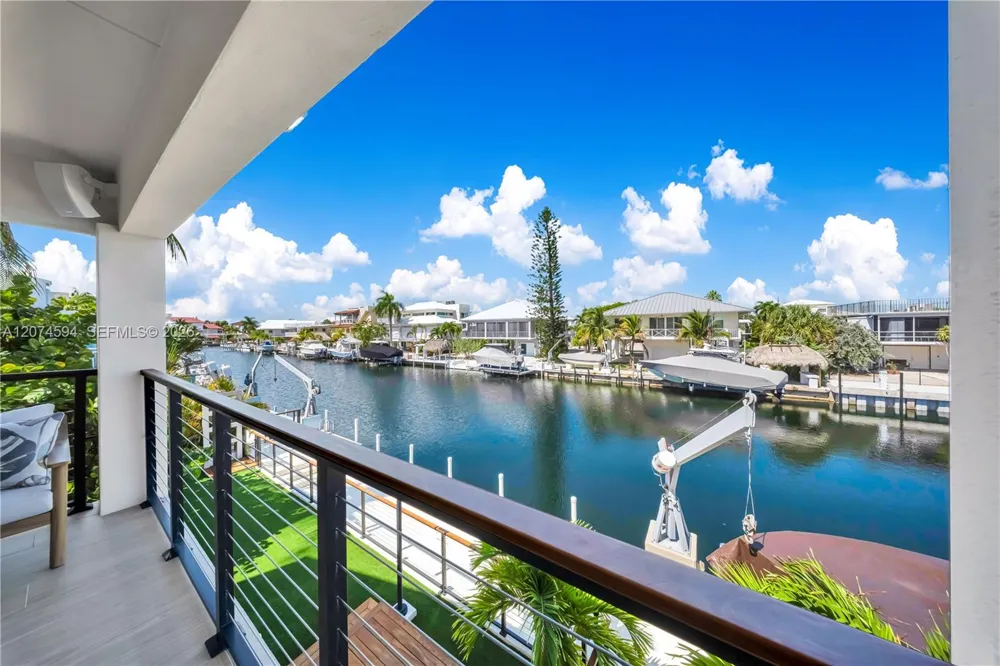 108 W Plaza Del Lago #108 Islamorada, FL 33036