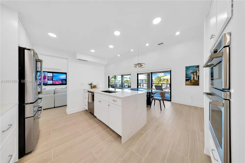 108 W Plaza Del Lago #108 Islamorada, FL 33036