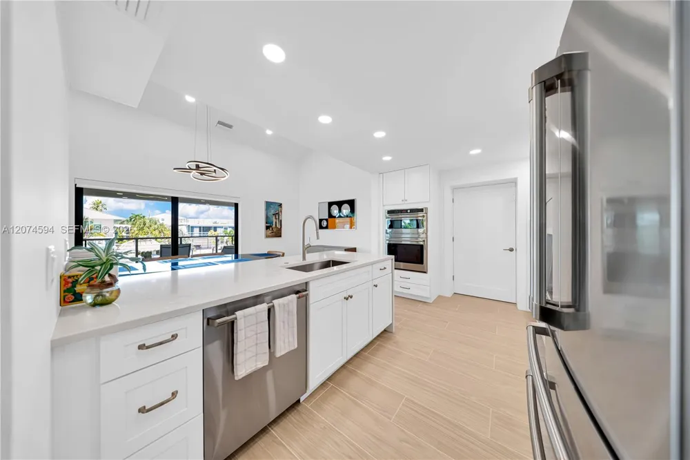 108 W Plaza Del Lago #108 Islamorada, FL 33036