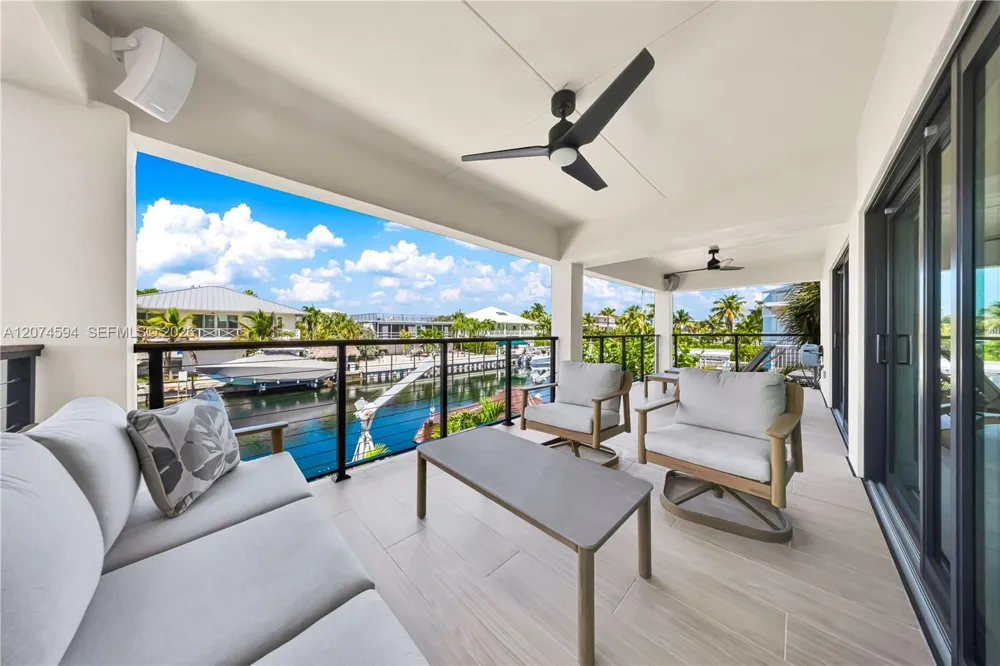 108 W Plaza Del Lago #108 Islamorada, FL 33036