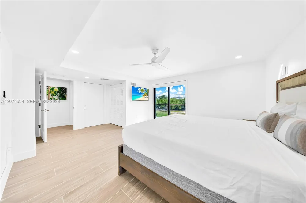 108 W Plaza Del Lago #108 Islamorada, FL 33036