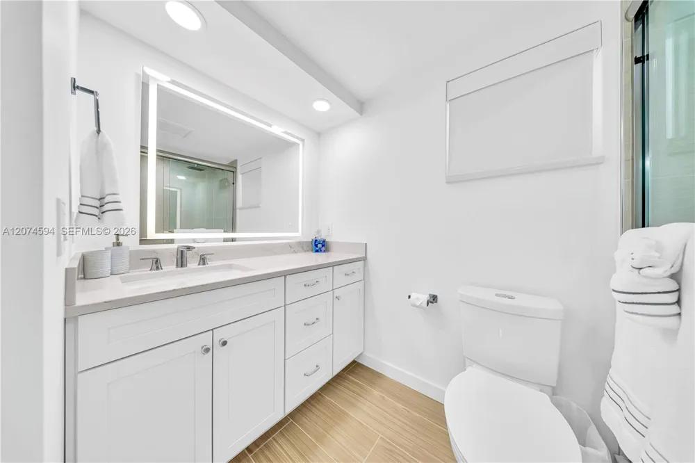 108 W Plaza Del Lago #108 Islamorada, FL 33036