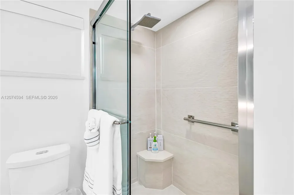 108 W Plaza Del Lago #108 Islamorada, FL 33036