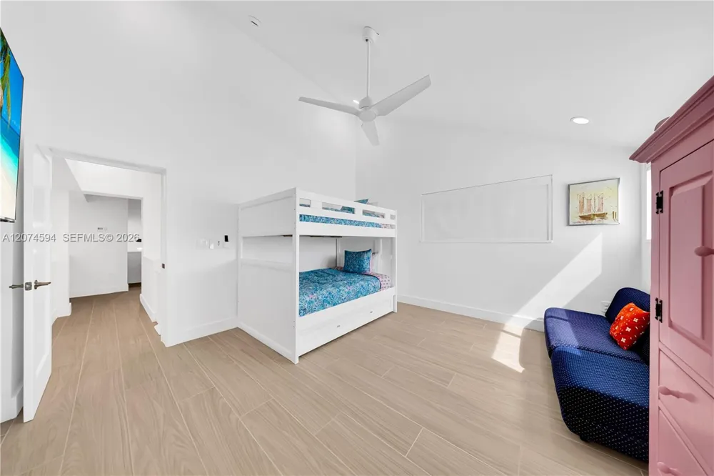 108 W Plaza Del Lago #108 Islamorada, FL 33036
