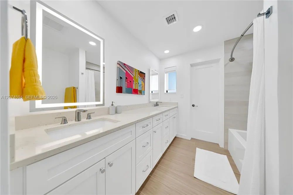 108 W Plaza Del Lago #108 Islamorada, FL 33036