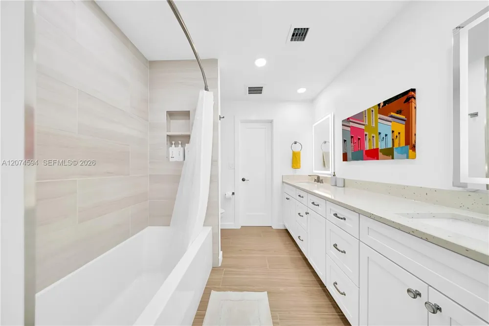 108 W Plaza Del Lago #108 Islamorada, FL 33036
