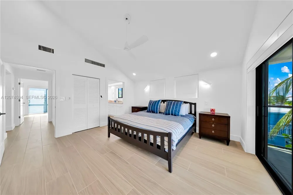 108 W Plaza Del Lago #108 Islamorada, FL 33036