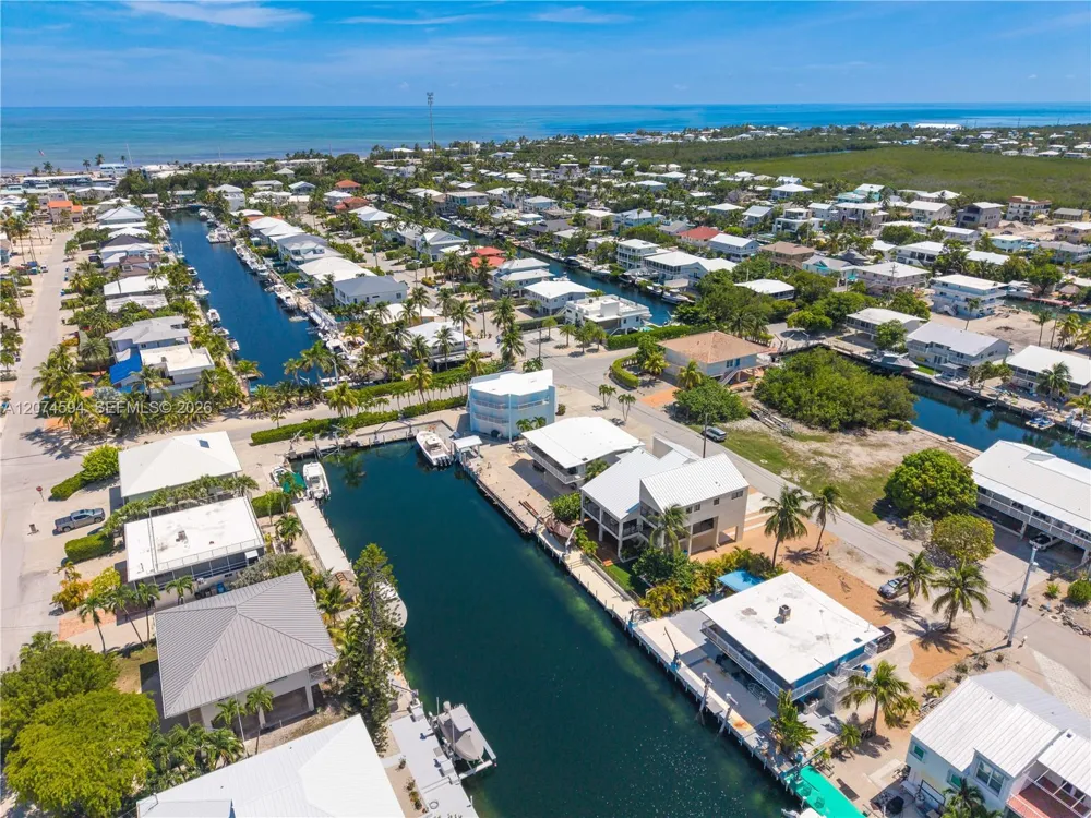 108 W Plaza Del Lago #108 Islamorada, FL 33036