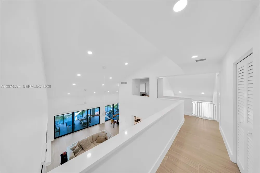 108 W Plaza Del Lago #108 Islamorada, FL 33036