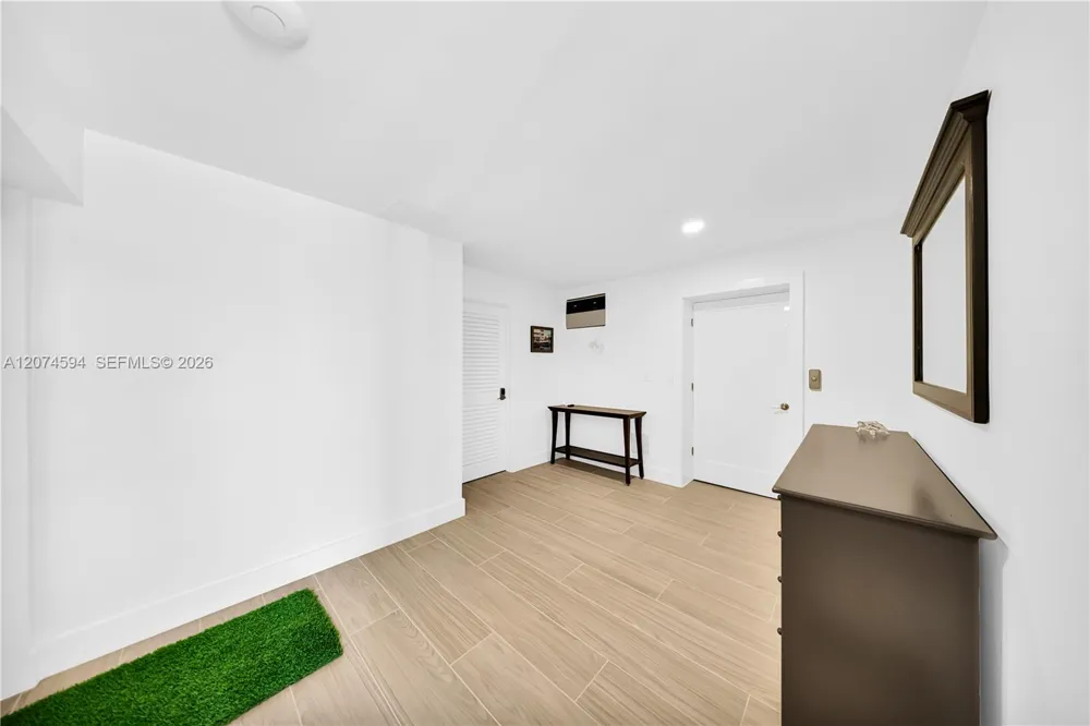 108 W Plaza Del Lago #108 Islamorada, FL 33036