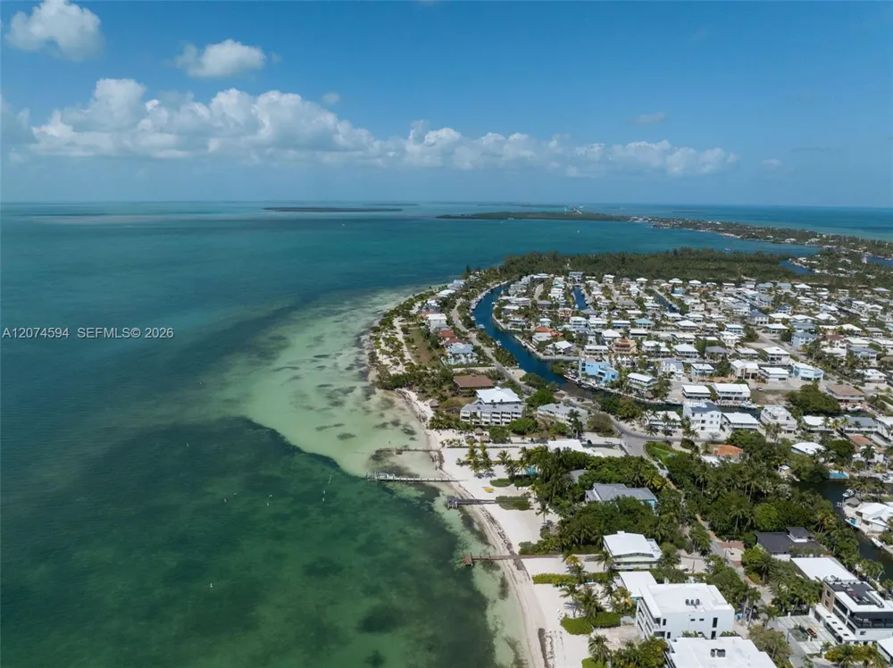 108 W Plaza Del Lago #108 Islamorada, FL 33036