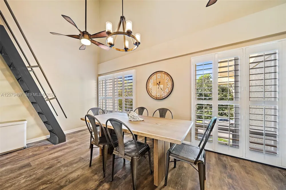 245 NE Macarthur Blvd #17 Hutchinson Island, FL 34996