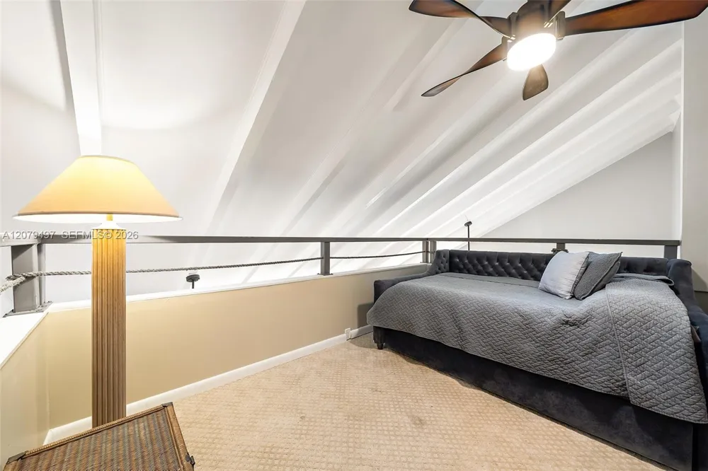 245 NE Macarthur Blvd #17 Hutchinson Island, FL 34996