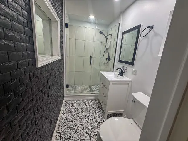 331 Tequesta Drive #220 Tequesta, FL 33469