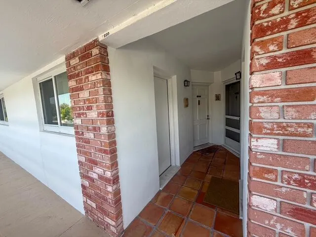 331 Tequesta Drive #220 Tequesta, FL 33469