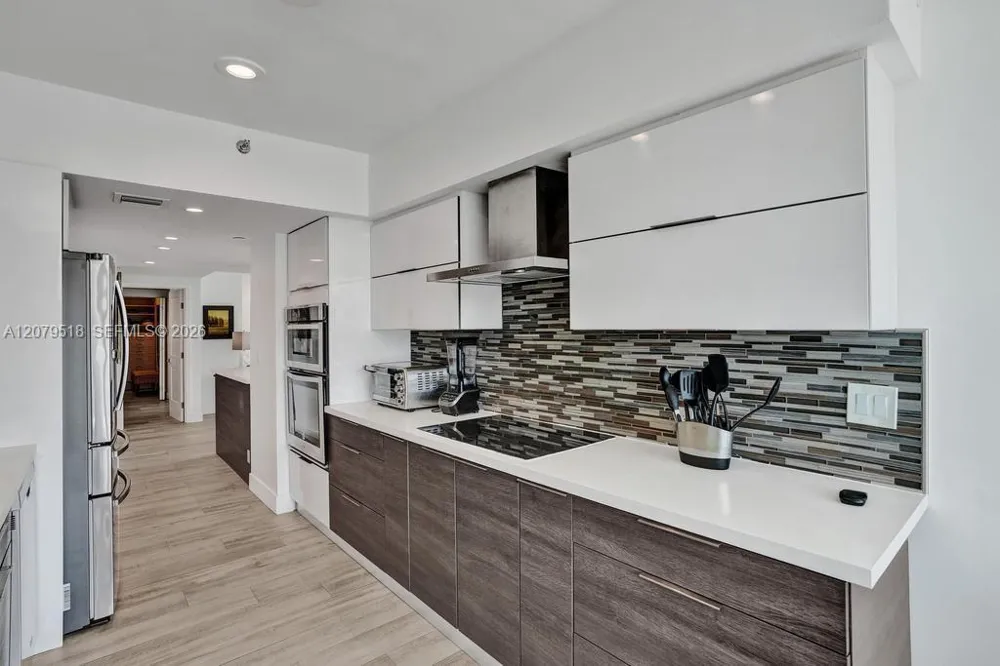20281 E Country Club Dr #2314 Aventura, FL 33180