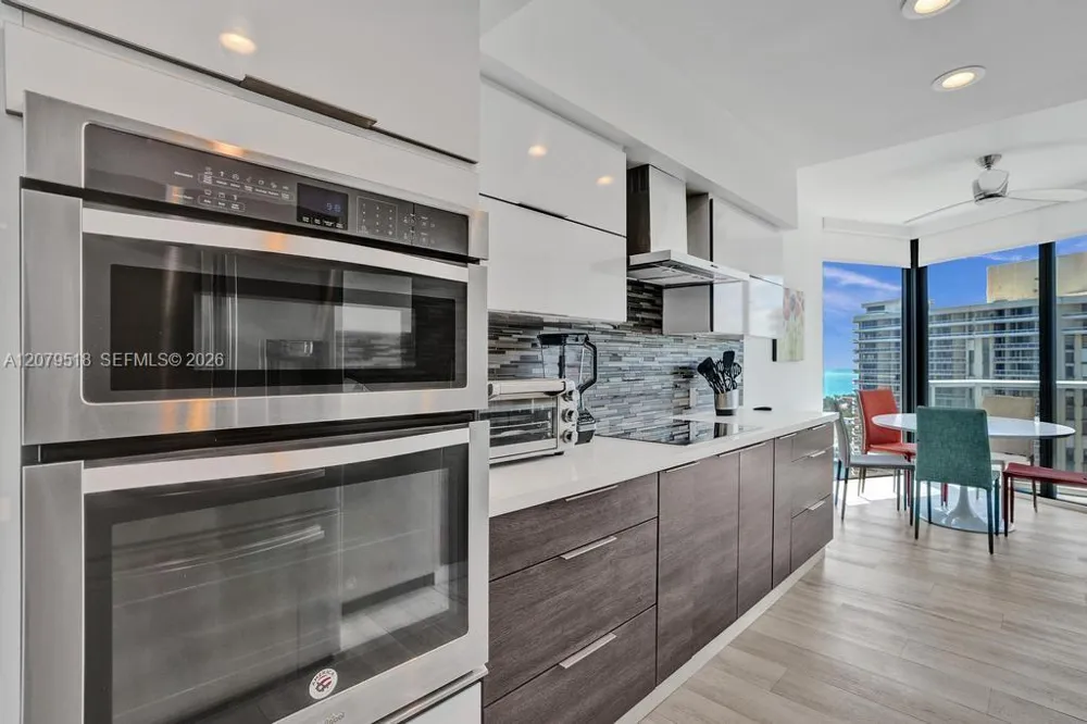 20281 E Country Club Dr #2314 Aventura, FL 33180