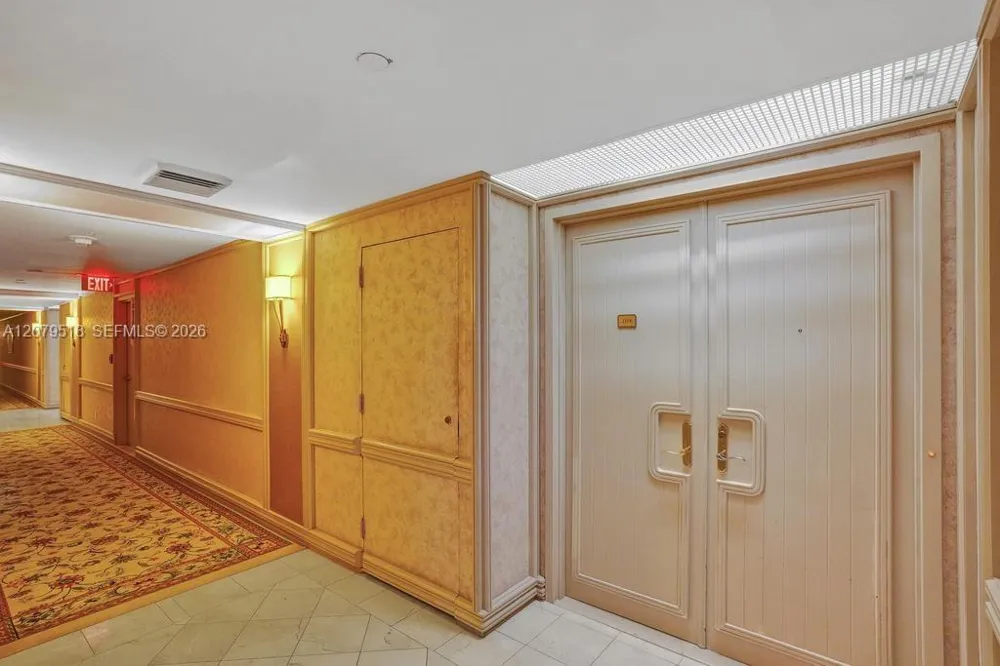20281 E Country Club Dr #2314 Aventura, FL 33180