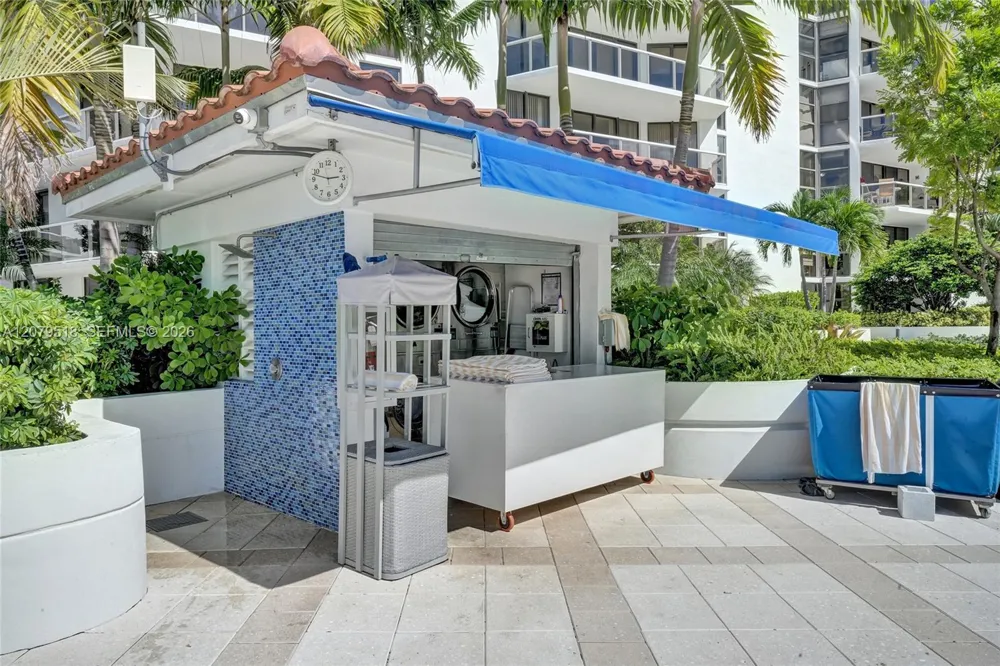 20281 E Country Club Dr #2314 Aventura, FL 33180