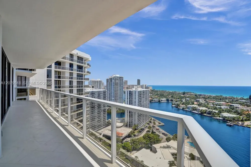 20281 E Country Club Dr #2314 Aventura, FL 33180