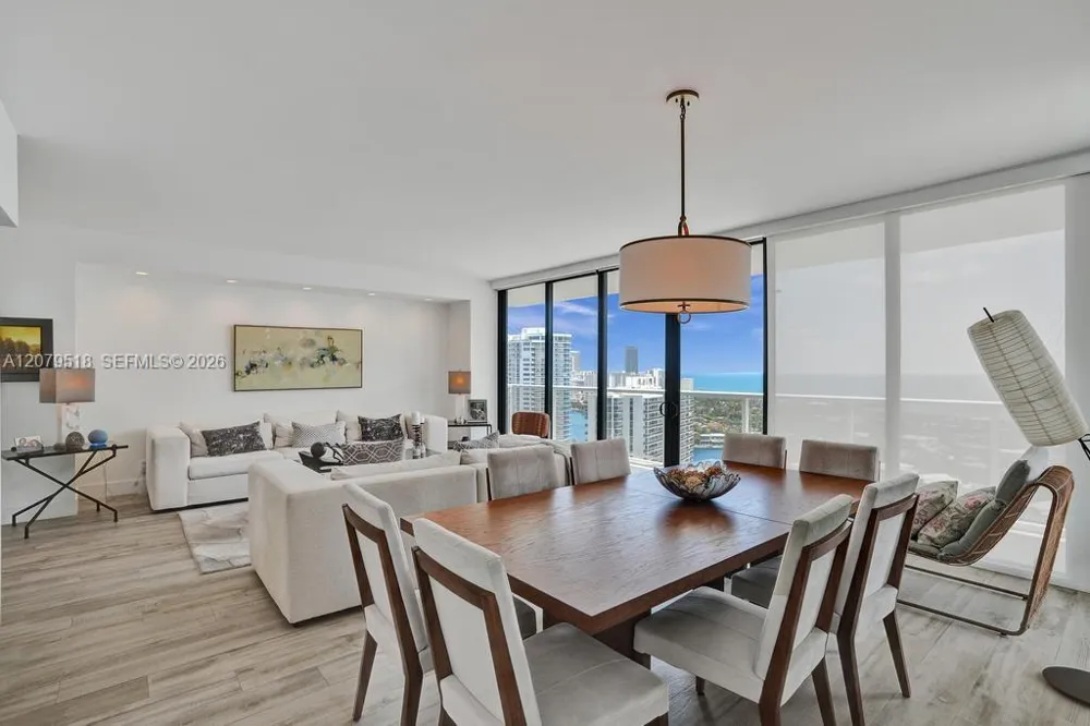 20281 E Country Club Dr #2314 Aventura, FL 33180