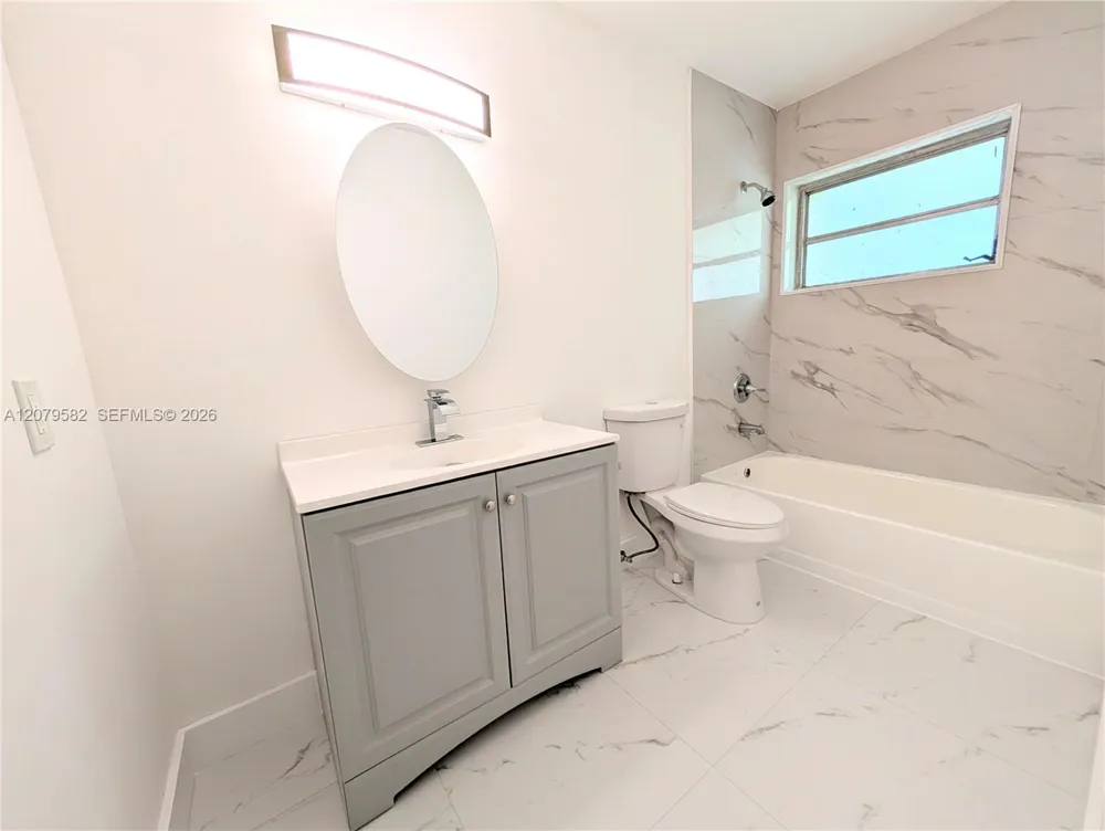 58 SW 14th Ter Homestead, FL 33030