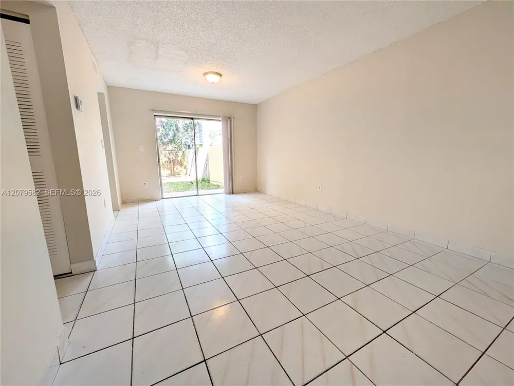58 SW 14th Ter Homestead, FL 33030
