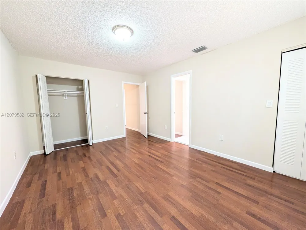 58 SW 14th Ter Homestead, FL 33030