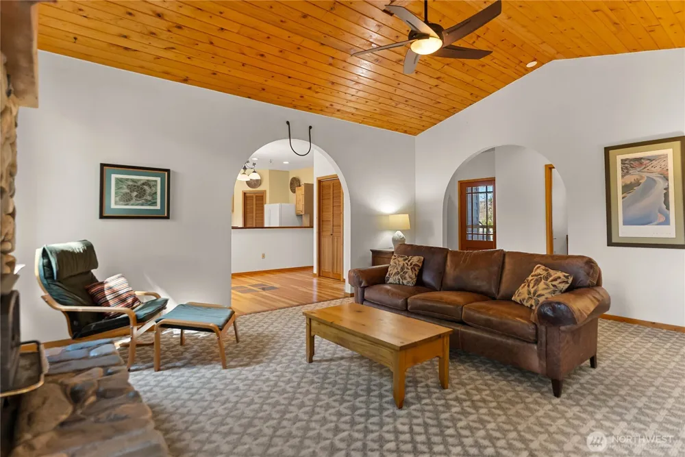 101 Evans Winthrop, WA 98862