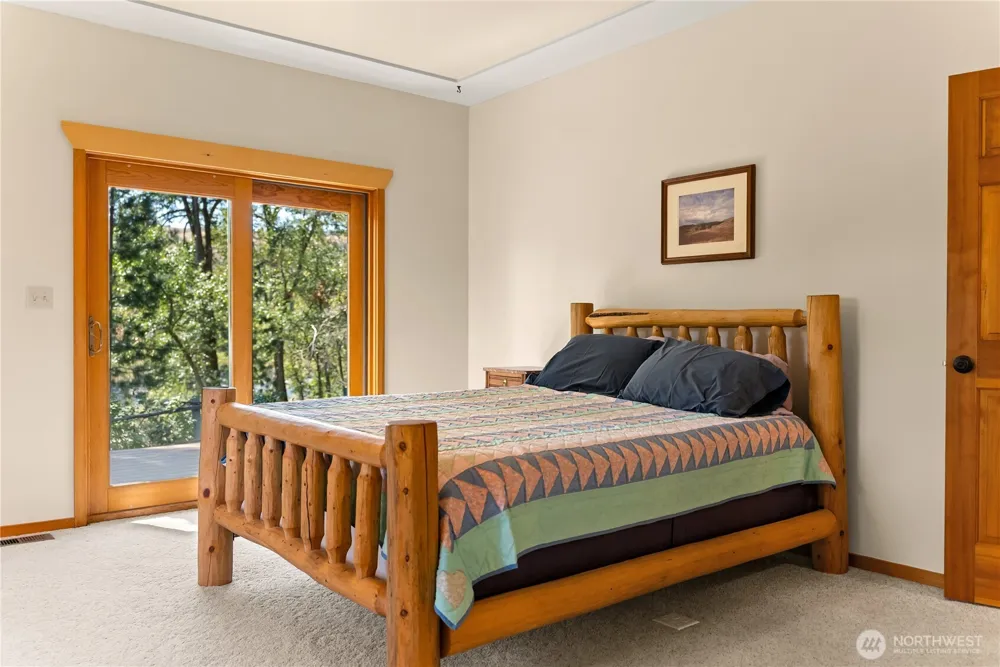 101 Evans Winthrop, WA 98862