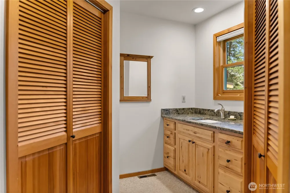 101 Evans Winthrop, WA 98862