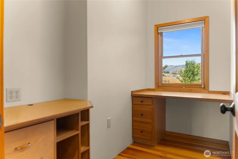 101 Evans Winthrop, WA 98862