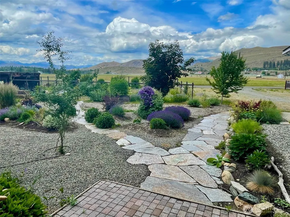 101 Evans Winthrop, WA 98862