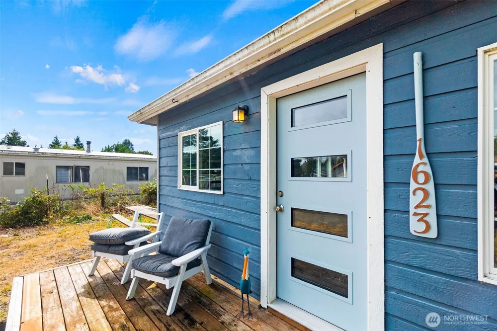 1623 S Broadway Street Westport, WA 98595