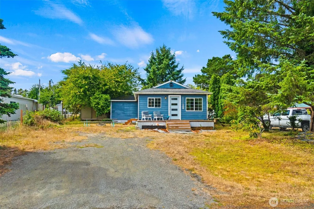 1623 S Broadway Street Westport, WA 98595