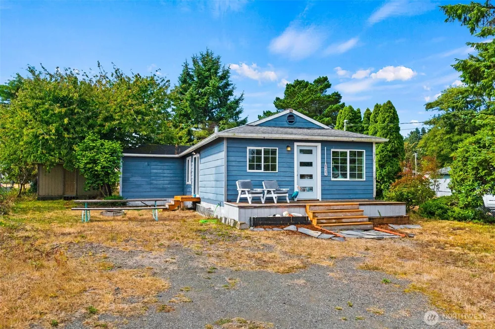 1623 S Broadway Street Westport, WA 98595