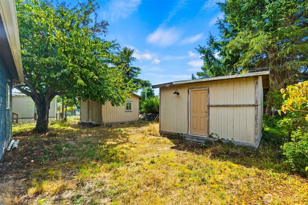 1623 S Broadway Street Westport, WA 98595