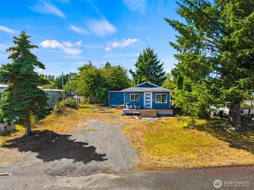 1623 S Broadway Street Westport, WA 98595