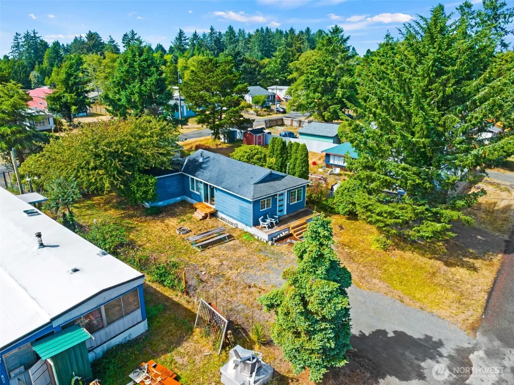 1623 S Broadway Street Westport, WA 98595