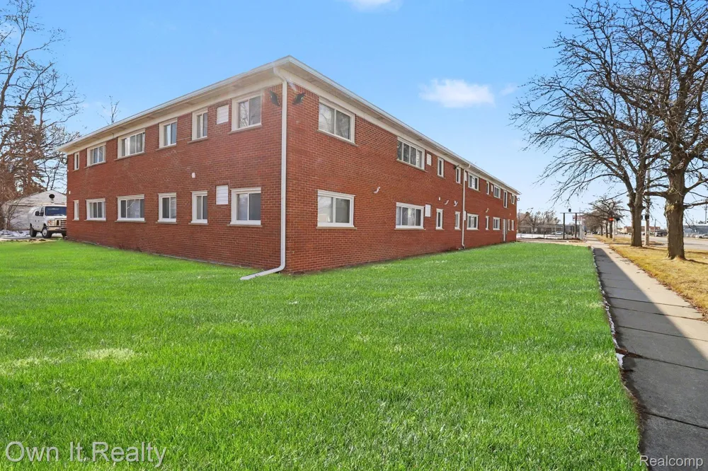 13031 Joy Road Detroit City, MI 48228