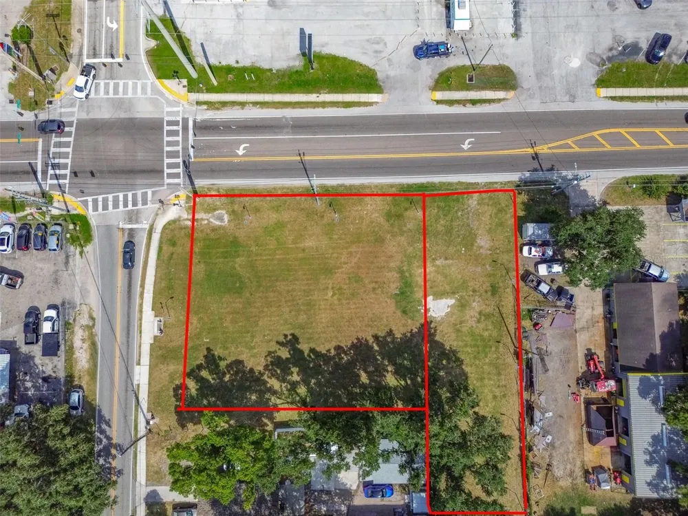 1336 COMBEE ROAD Lakeland, FL 33801