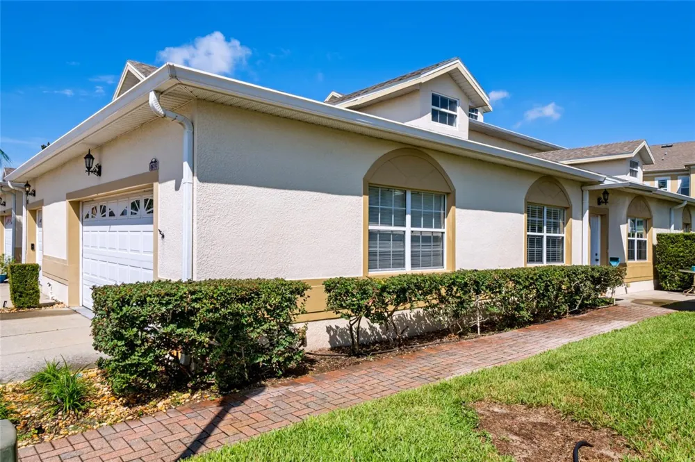 17313 CHATEAU PINE WAY Clermont, FL 34711